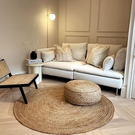 Courtyard Garden, Beautifully Finished Flat - Ba1 Διαμέρισμα Μπαθ Εξωτερικό φωτογραφία